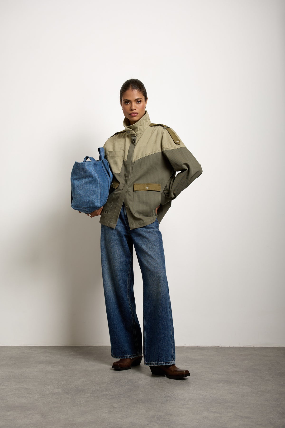 Bowie Jacket In Khaki - seventy + mochi
