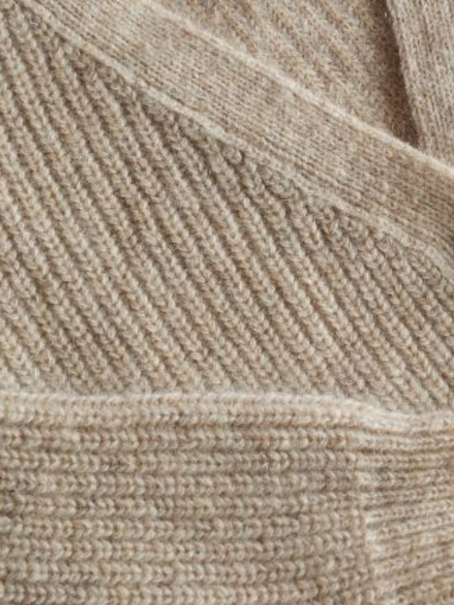 ANNA V-Neck Cardigan in Merino-Mohair Wool - Beige -100% cruelty free merino wool - Spanish Merino Wool Cardigan - L'Envers details