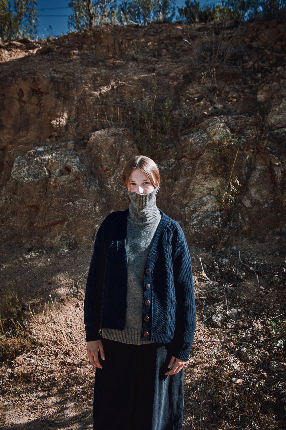 ANNIE V-Neck Cable Cardigan in Merino Wool - Navy - 100% cruelty-free merino wool - sustainable knitwear- Spanish Merino Wool Cardigan - L'Envers