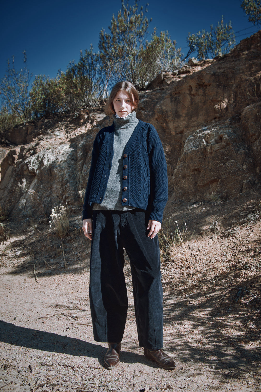 ANNIE V-Neck Cable Cardigan in Merino Wool - Navy - 100% cruelty-free merino wool - sustainable knitwear- Spanish Merino Wool Cardigan - L'Envers