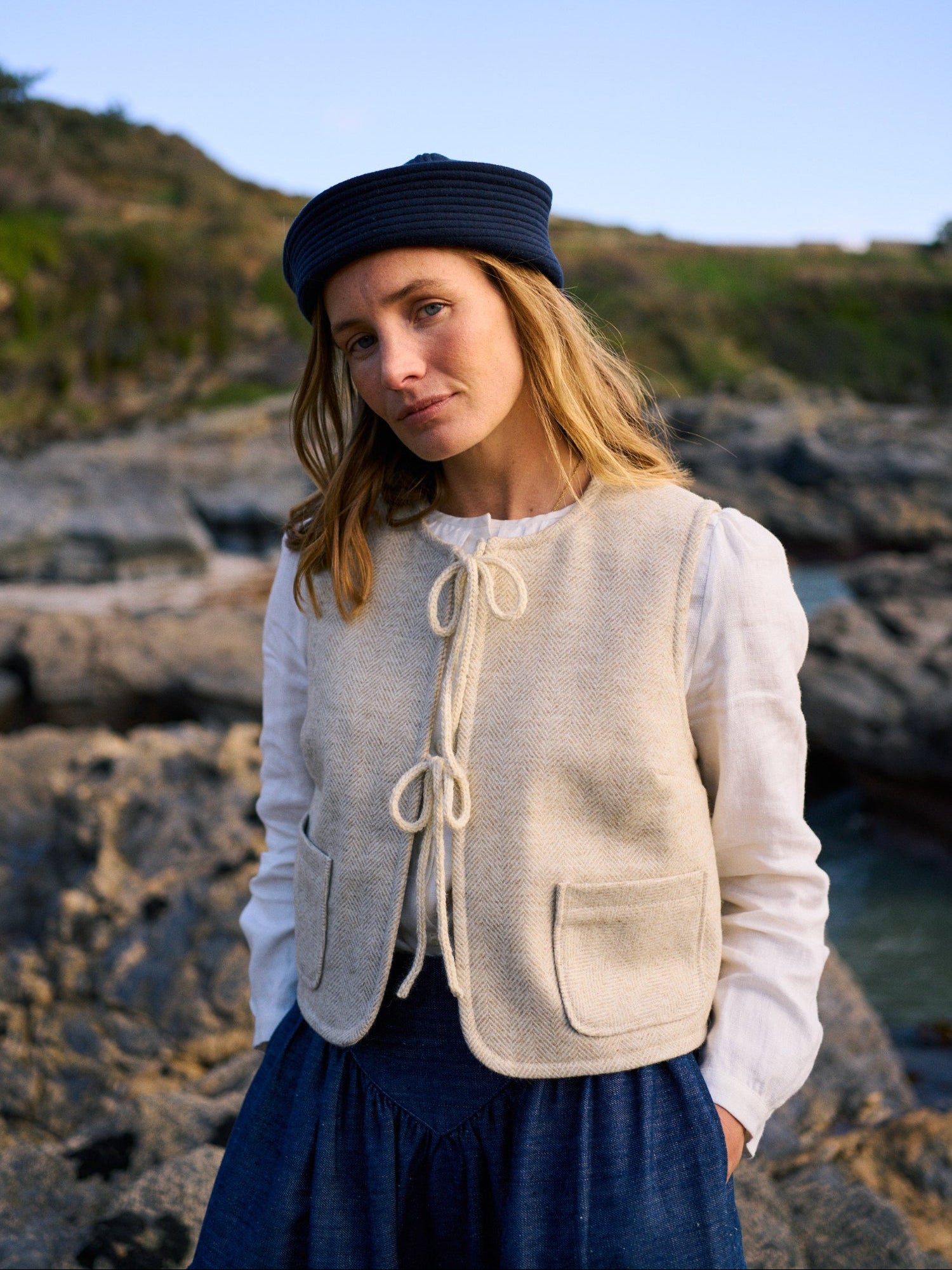 Blakeney Gilet in Ecru Herringbone