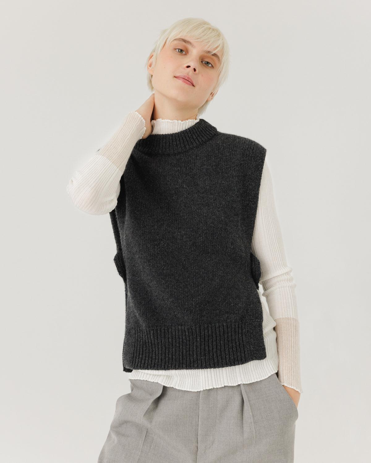 Giria: Charcoal Wool Vest