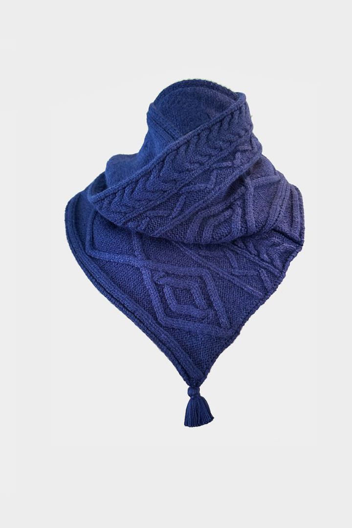 Coombe Cable Twisted Snood | Midnight