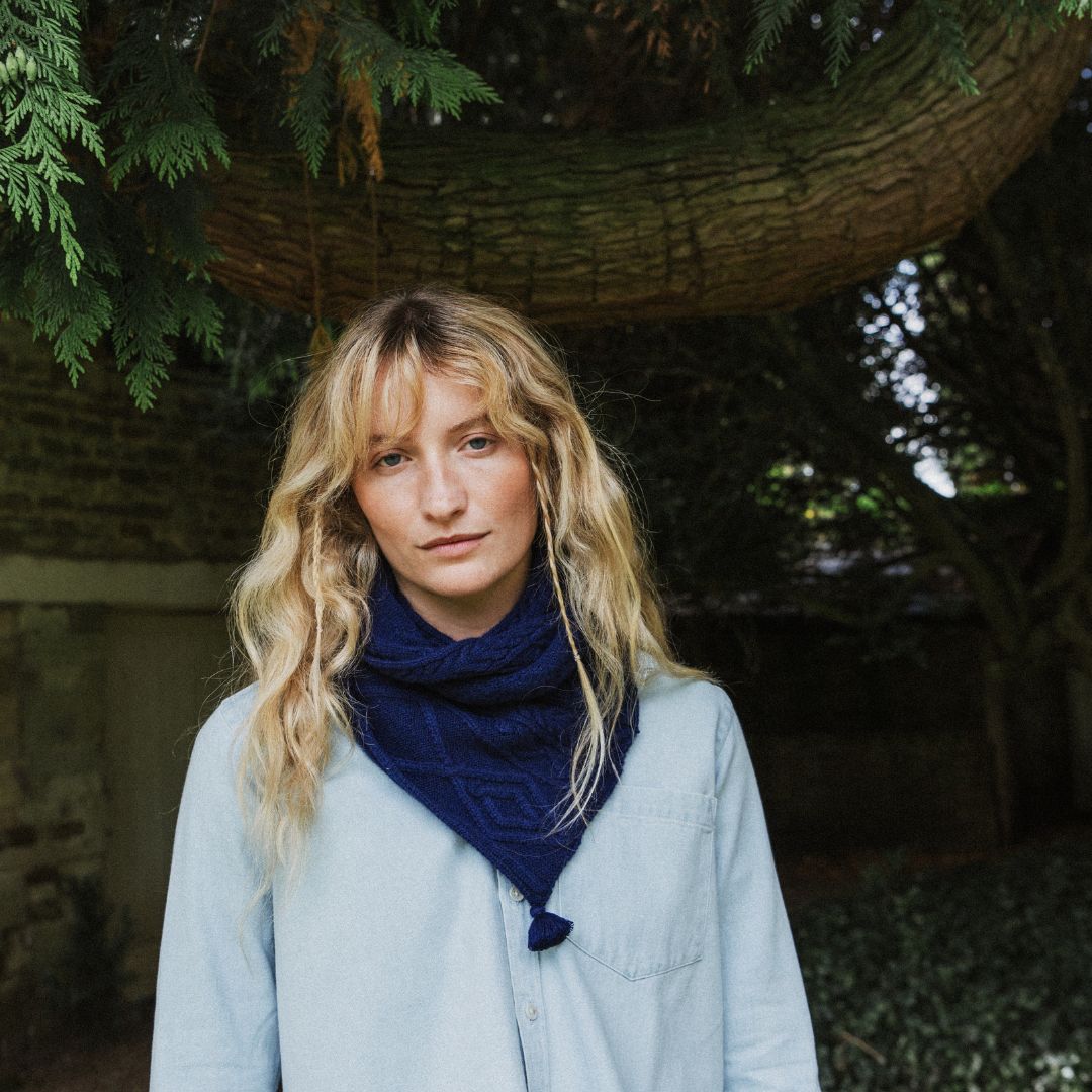 Coombe Cable Twisted Snood | Midnight