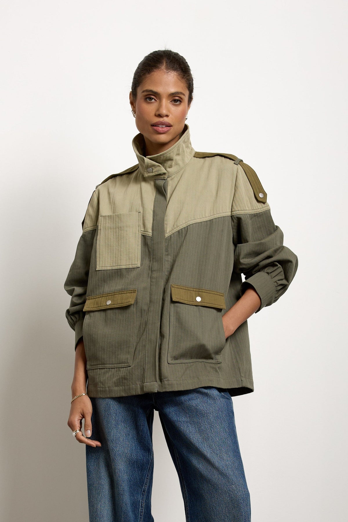 Bowie Jacket  In Khaki - seventy + mochi