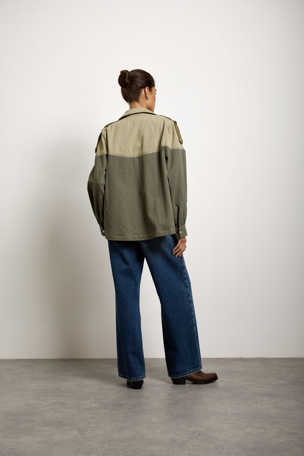 Bowie Jacket  In Khaki - seventy + mochi