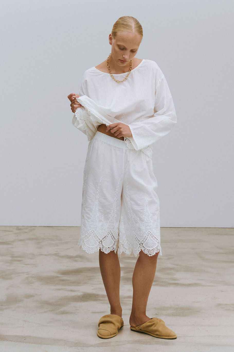 POET BERMUDA SHORTS