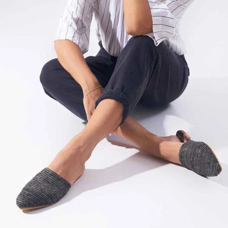 Babouche Black Coco, sustainable, handmade sandals made from natural materials by Bulibasha