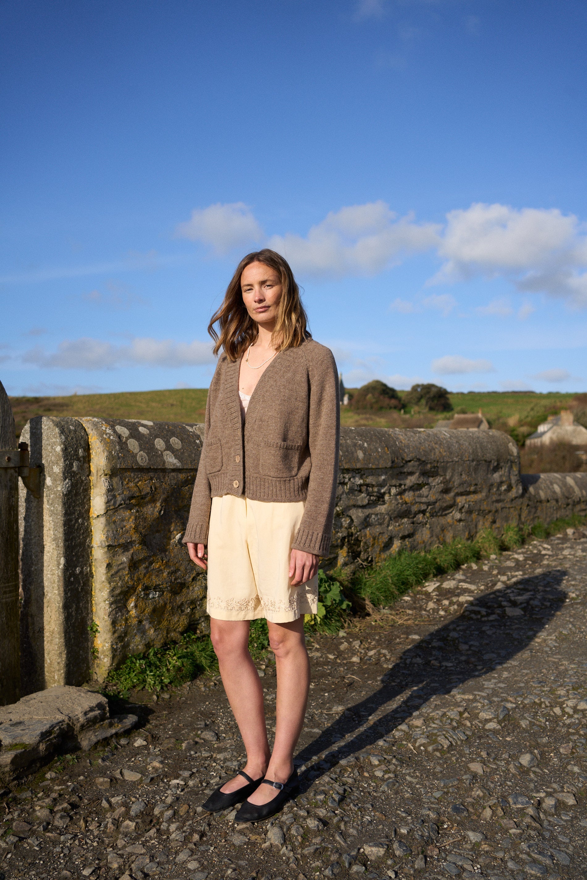 Ingleton Crop Cardigan in Loam