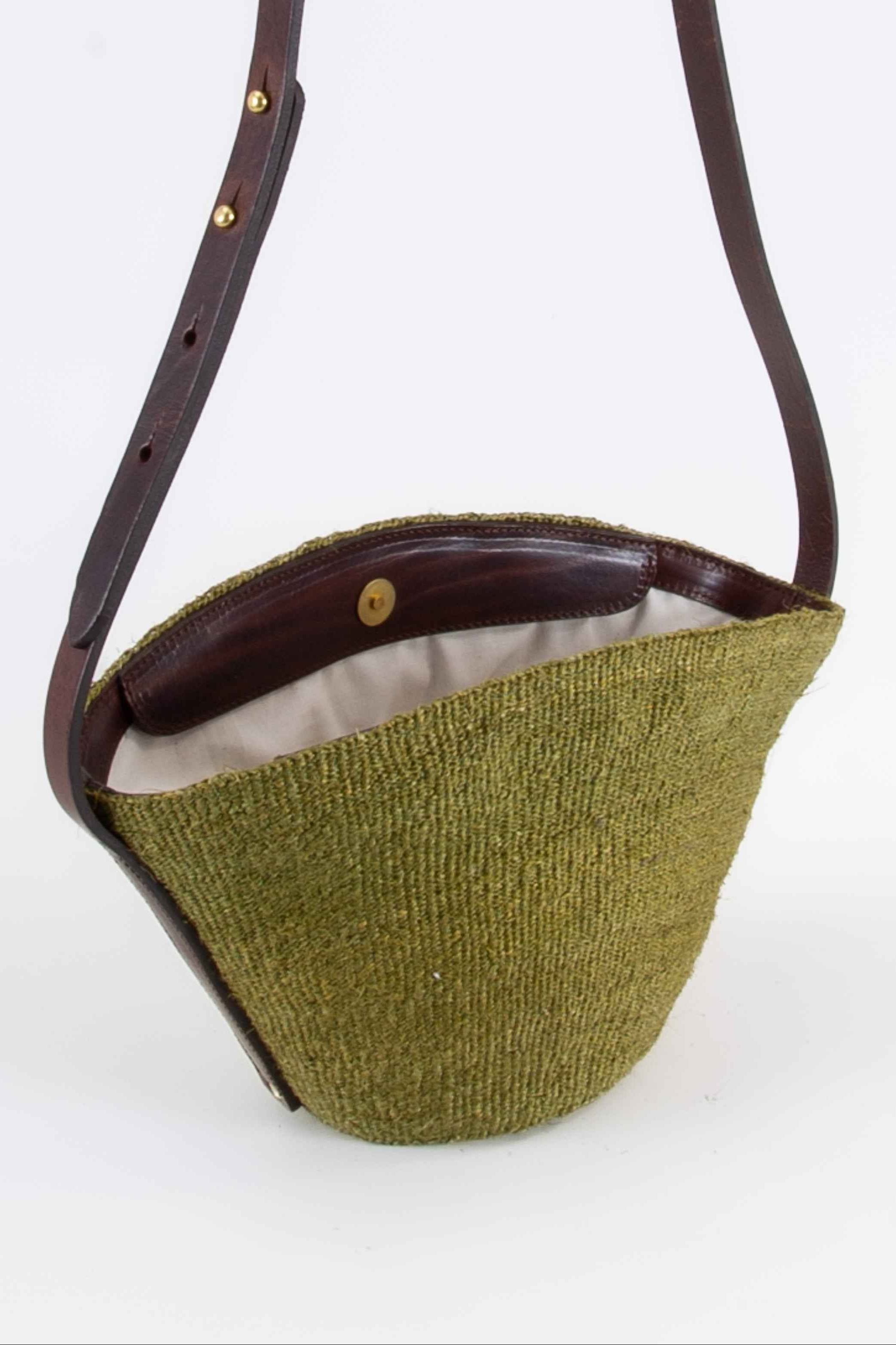 Crossbody Basket Olive & Brown