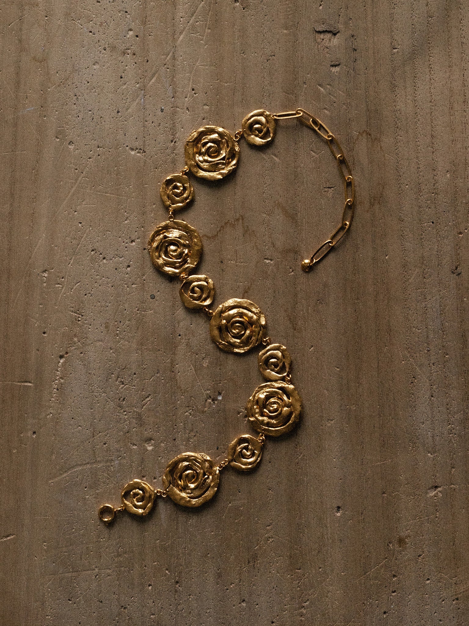 Origin Choker Gold
