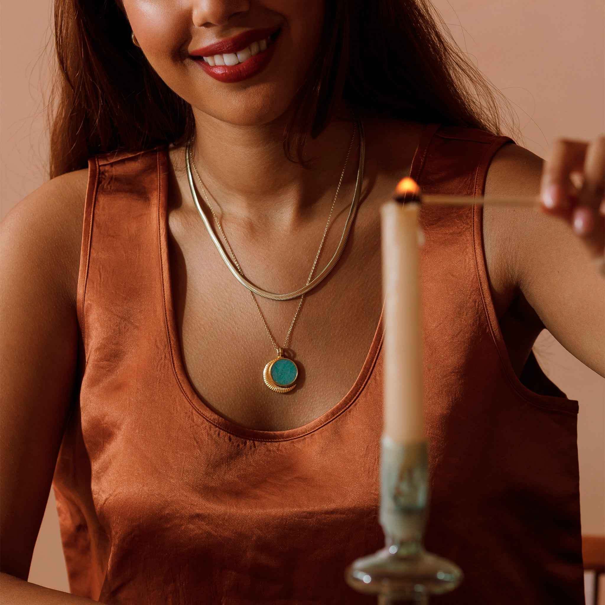 2-in-1 Portmoon Porthole Necklace
