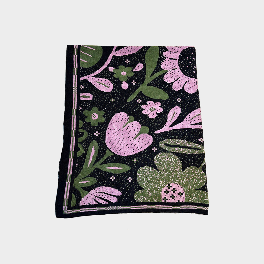 Bourton Blanket | Blackberry