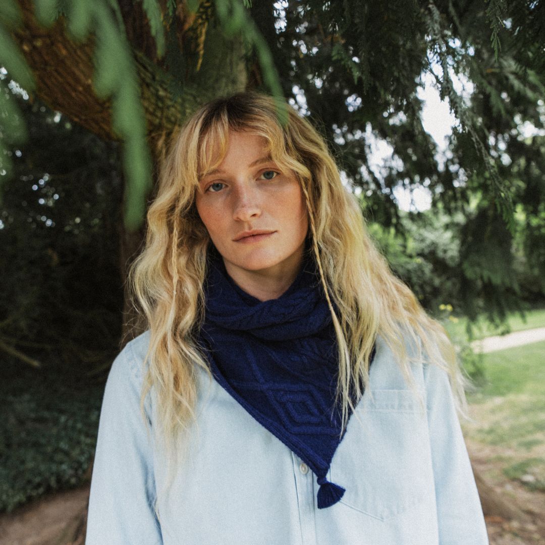 Coombe Cable Twisted Snood | Midnight