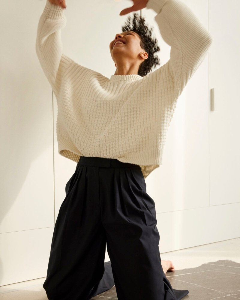 Delčia: Off - White Cotton Sweater & Shorts Set